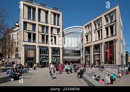Das St James Quarter, ein Geschäfts- und Wohnviertel, wurde 2021 eröffnet und ersetzt das alte St James Center. Edinburgh, Schottland. Stockfoto