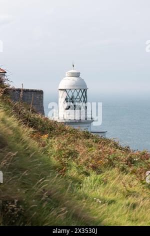 Foto des Leuchtturms von Foreland am Foreland Point an der nördlichen Devon Küste Stockfoto