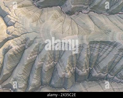 Farbenfrohe geologische Formationen. Bunte Hügel, Nallıhan Bunte Hügel, Regenbogenberge, Maiden Hügel. Ankara, Türkei. Stockfoto