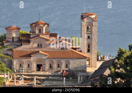 St. Clemens Kirche am Plaosnik-Standort in Ohrid. Erbaut im Jahr 893 n. Chr. und rekonstruiert im Jahr 2002, ist dies eines der beliebtesten Touristenziele Stockfoto