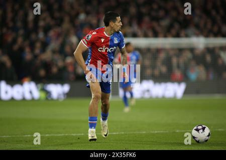 London, Großbritannien. April 2024. London, 24. April 2024: Daniel Munoz von Crystal Palace während des Premier League-Spiels zwischen Crystal Palace und Newcastle United im Selhurst Park am 24. April 2024 in London. (Pedro Soares/SPP) Credit: SPP Sport Press Photo. /Alamy Live News Stockfoto