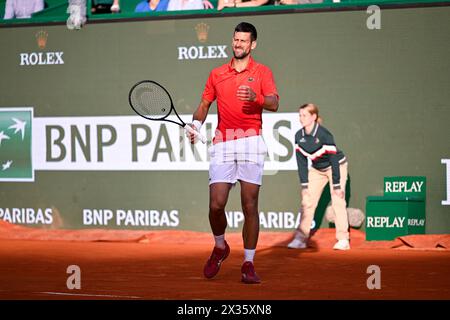 Paris, Frankreich. April 2024. Novak Djokovic während des Rolex Monte-Carlo ATP Masters 1000 Tennis am 13. April 2024 im Monte Carlo Country Club in Roquebrune Cap Martin, Frankreich bei Monaco. Quelle: Victor Joly/Alamy Live News Stockfoto