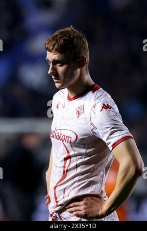 Bergamo, ITALIEN, 24. April 2024. Pietro Comuzzo (ACF Fiorentina) enttäuschte am Ende des Halbfinales Frecciarossa Coppa Italia zwischen Atalanta und Fiorentina im Gewiss-Stadion am 24. April 2024 in Bergamo, Italien. Quelle: Stefano Nicoli/Speed Media/Alamy Live News Stockfoto