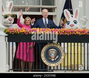 WASHINGTON, D.C., USA – 1. APRIL 2024: Präsident Joe Biden und First Lady Jill Biden halten bei der Ostereierrolle des Weißen Hauses 2024 eine Rede. Stockfoto
