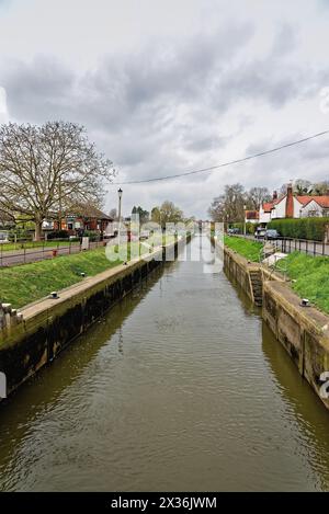 Teddington Lock an der Themse Greater London England Großbritannien Stockfoto