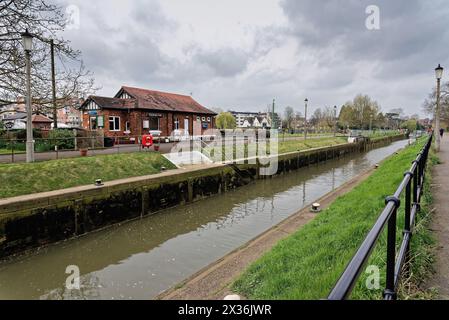 Teddington Lock an der Themse Greater London England Großbritannien Stockfoto