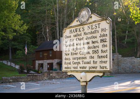 Das Hawk's Nest im New River Gorge National Park und Preserve im Süden von West Virginia in den Appalachian Mountains, USA Stockfoto