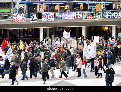 STOCKHOLM, SCHWEDEN - 19. APRIL 2024: Greta Thunberg und Fridays for Future Demonstration in Stockholm. Stockfoto