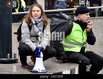 STOCKHOLM, SCHWEDEN - 19. APRIL 2024: Greta Thunberg und Fridays for Future Demonstration in Stockholm. Stockfoto