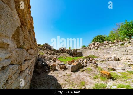 Blick auf die antiken Ruinen der Stadt Troja. Besuchen Sie Türkei Concept Hintergrundfoto. Stockfoto