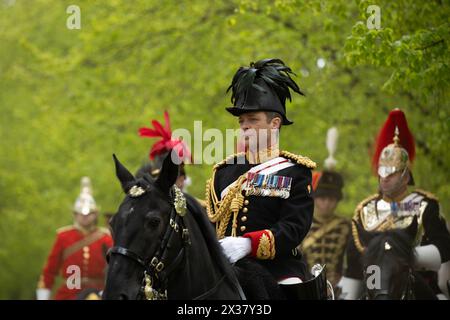 London, Großbritannien. April 2024. Household Cavalry Major General's Review Hyde Park London UK Credit: Ian Davidson/Alamy Live News Stockfoto