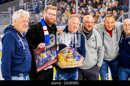 Der schwedische Eishockeyspieler Robin Figren, welcher auf die Saison 2019/2020 zum EHC Kloten kam, wird vor dem Zürcher Derby gegen die ZSC Lions dur Stockfoto