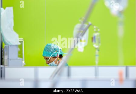 Reanimation-Einheit, ambulante Chirurgie, Krankenhaus Donostia, San Sebastian, Gipuzkoa, Baskisches Land, Spanien Stockfoto