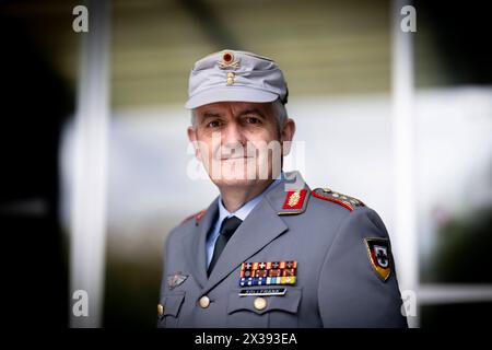 Alexander Sollfrank DEU, Deutschland, Deutschland, Berlin, 22.04.2024 Portrait Generalleutnant Alexander Sollfrank , Kommandeur des Joint Support and Enabling Command JSEC in Berlin Deutschland en: Portrait Generalleutnant Alexander Sollfrank , Kommandeur des Joint Support and Enabling Command JSEC in Berlin Deutschland *** Alexander Sollfrank DEU, Deutschland, Deutschland, Berlin, 22 04 2024 Portrait Generalleutnant Alexander Sollfrank , Befehlshaber des Gemeinsamen Unterstützungs- und Ermächtigungskommandos JSEC in Berlin Deutschland en Portrait Generalleutnant Alexander Sollfrank , Befehlshaber der Gemeinsamen Unterstützung an Stockfoto