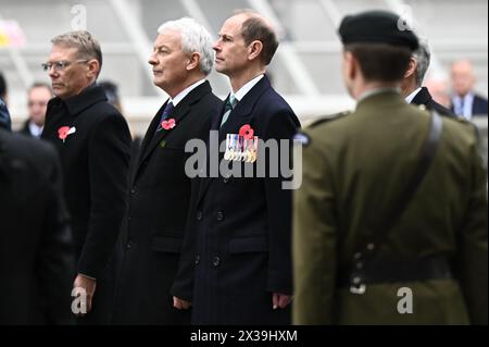 London, Großbritannien. April 2024. Prinz Edward, der Herzog von Edinburgh, nimmt an der ANZAC Day Zeremonie im Cenotaph Teil. (Foto: Robin Pope/NurPhoto) Credit: NurPhoto SRL/Alamy Live News Stockfoto