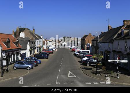 Blick über die Stadt Crowland von der Trinity Bridge, Lincolnshire, England, Großbritannien Stockfoto