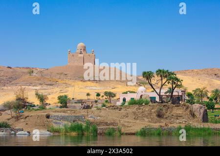 Das Aga Khan Mausoleum wurde für Aga Khan III. (1877–1957), den 48. Imam des Nizari ISM’aili-Zweigs des schiitischen Islam in Assuan, Ägypten, erbaut Stockfoto