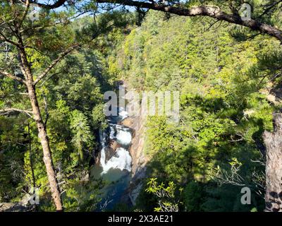 Die malerische Wasserfälle im Tallulah Falls State Park in Georgia, USA an einem sonnigen Tag. Stockfoto