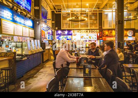 Urbanspace Vanderbilt, ein Food Court in Grand Central Station, New Yorks Hauptbahnhof, Midtown Manhattan, New York City, USA Stockfoto