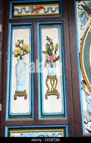 Der wunderschöne Quan Cong Tempel in der Altstadt von Hoi an, Vietnam. Stockfoto