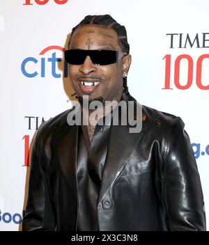 25. April 2024, New York, New York, USA: Hip-Hop-Künstler und Songwriter 21 SAVAGE bei der 2024 stattfindenden TIME100-Gala im Jazz at Lincoln Center. (Kreditbild: © Nancy Kaszerman/ZUMA Press Wire) NUR REDAKTIONELLE VERWENDUNG! Nicht für kommerzielle ZWECKE! Stockfoto