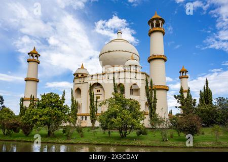 Nachbildung des Taj Mahal, Jaime Duque Park, familienorientierter Vergnügungspark in der Gemeinde Tocancipa im Metropolitan Area von Bogota, Colom Stockfoto