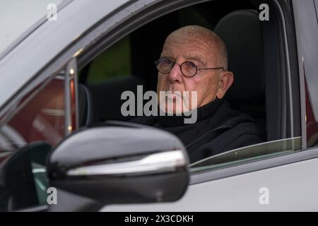 25. APRIL 2024 Spoed beraad bij AFC Ajax AMSTERDAM, NIEDERLANDE - 25. APRIL: Gast arriveerd voor het Spoed beraad bij AFC Ajax op Sportpark de Toekomst op 25. April 2024 in Amsterdam, Niederlande Foto: Kees Kuijt/BSR Agency 66413383.jpg Amsterdam Sportpark de Toekomst Niederlande Inhalte können nicht direkt oder indirekt über Dritte in den Niederlanden weiterverbreitet werden. Copyright: XBSRxAgencyx Stockfoto