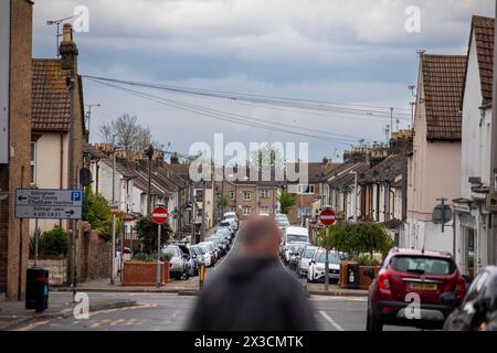 Gillingham ist eine Stadt in der Unitary Authority Area von Medway im Zeremonial County of Kent, England. Die Stadt bildet einen Ballungsraum mit den Nachbarstädten Chatham, Rochester, Strood und Rainham. Es ist auch die größte Stadt im Stadtteil Medway. Im Jahr 2020 hatte sie 108 785 Einwohner. Stockfoto