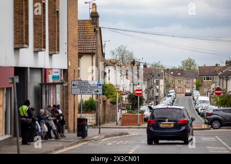 Gillingham ist eine Stadt in der Unitary Authority Area von Medway im Zeremonial County of Kent, England. Die Stadt bildet einen Ballungsraum mit den Nachbarstädten Chatham, Rochester, Strood und Rainham. Es ist auch die größte Stadt im Stadtteil Medway. Im Jahr 2020 hatte sie 108 785 Einwohner. Stockfoto