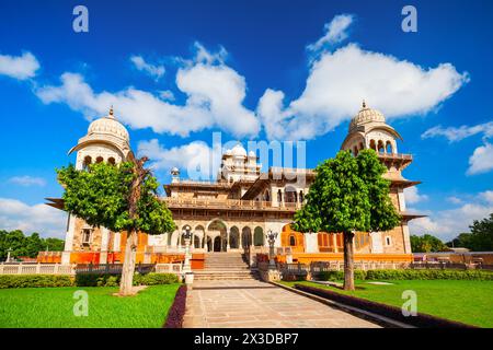 Das Albert Hall Museum oder Government Central Museum befindet sich im RAM Niwas Garden in Jaipur, Rajasthan, Indien Stockfoto