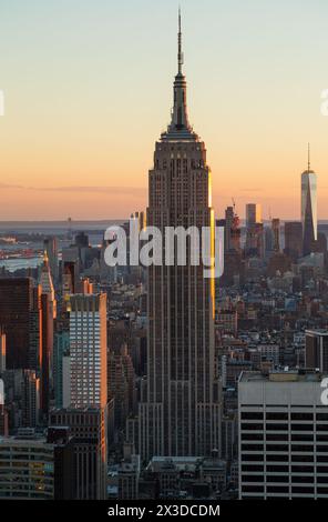 Blick auf das Empire State Building und die Skyline von New York, Manhattan, New York, USA Stockfoto