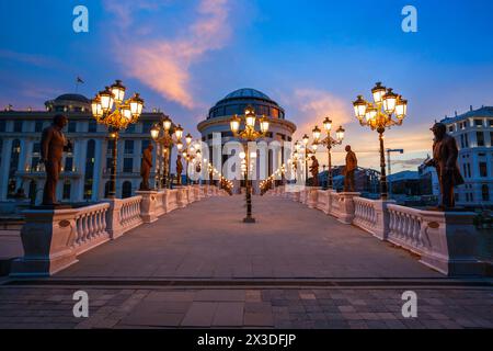 Staatsanwaltschaft oder Finanzpolizei und Ministerium für auswärtige Angelegenheiten in Skopje Stadt, Nord-Mazedonien Stockfoto