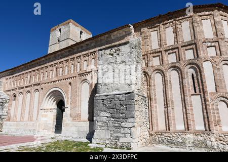 Cuellar, Kirche San Andres (romanisch-mudejar, 13. Jahrhundert). Provinz Segovia, Castilla y Leon, Spanien. Stockfoto
