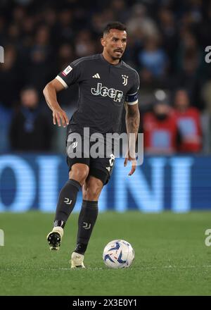 Rom, Italien. April 2024. Danilo von Juventus während des Coppa Italia Halbfinales 2nd Leg A Match in Olimpico, Rom. Der Bildnachweis sollte lauten: Jonathan Moscrop/Sportimage Credit: Sportimage Ltd/Alamy Live News Stockfoto