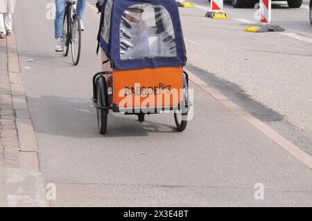 Kopenhagen/Dänemark/26. April 2024/niederländisches Dreirad-Bobboe-Bike in danis Hauptstadt Kopenhagen Foto: Francis Joseph Dean/Dean Picturesnot für kommerzielle Zwecke Stockfoto