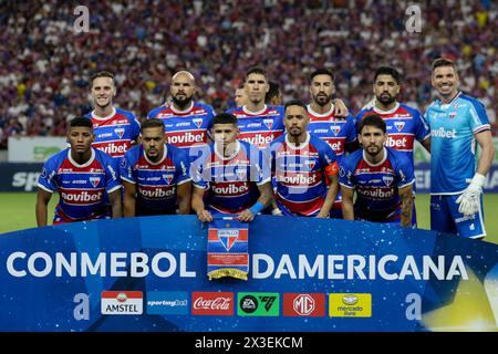 Fortaleza, Brasilien. April 2024. CE - FORTALEZA - 04/25/2024 - SÜDAMERIKA-CUP 2024, FORTALEZA x BOCA JUNIORS - (DATEI) Fortaleza Spieler während eines Spiels gegen Boca Juniors für die Copa Sudamericana 2024 im Arena Castelao Stadion in Fortaleza (CE), diesen Donnerstag (25). Foto: Marlon Costa/AGIF Credit: AGIF/Alamy Live News Stockfoto