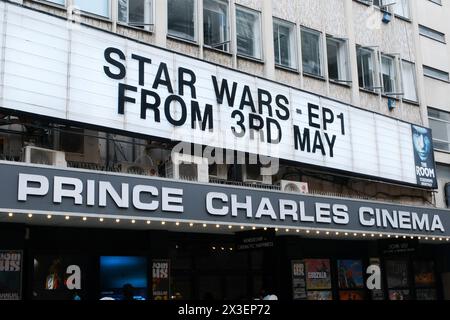 Prince Charles Cinema, London, Großbritannien. April 2024. Star Wars: Episode I – The Phantom Menace“ in Kinos am 3. Mai 2024 anlässlich des 25. Jubiläums. Quelle: Matthew Chattle/Alamy Live News Stockfoto