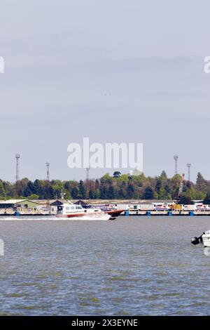 Lotsenschiff St Edmund auf dem Lotsenflug Harwich Haven Essex Vereinigtes Königreich. Stockfoto