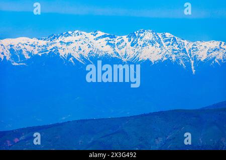 Chimgan im Tian Shan- oder Tengri Tagh-Gebirge in der Nähe der Stadt Taskent in Usbekistan in Zentralasien Stockfoto