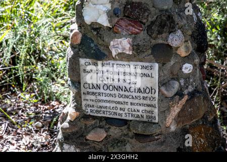 Cairn von Mitgliedern des Clan Donnachaidh gedenkt an den 200-jährigen Jahrestag der europäischen Besiedlung in Australien im Jahr 1988 Ankunft der First Fleet, Cremorne, Sydney Stockfoto