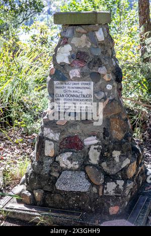 Cairn von Mitgliedern des Clan Donnachaidh gedenkt an den 200-jährigen Jahrestag der europäischen Besiedlung in Australien im Jahr 1988 Ankunft der First Fleet, Cremorne, Sydney Stockfoto