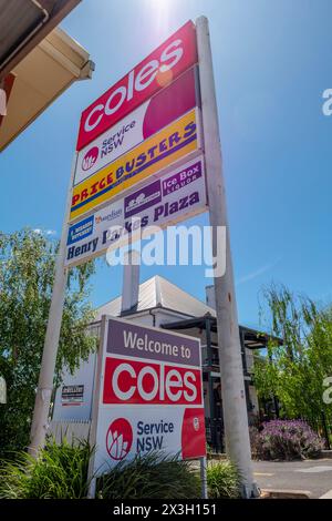 Der Eingang zum Einkaufszentrum Coles in Tenterfield, dem nördlichen Neuen Süden von wales, australien, dem Geburtsort der Föderation in australien Stockfoto