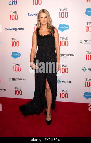 Kelly Sawyer Patricof bei der Time 100 Gala 2024 im Jazz im Lincoln Center. New York, 25.04.2024 *** Kelly Sawyer Patricof at the Time 100 Gala 2024 im Jazz at Lincoln Center New York, 25 04 2024 Foto:XB.xHinex/xFuturexImagex time100 4444 Stockfoto