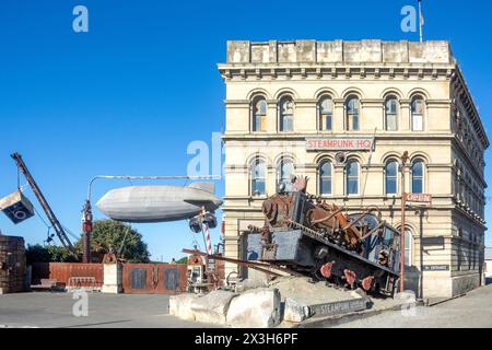 Steampunk HQ Museum im viktorianischen Bezirk von Oamaru, Humber Street, Oamaru, Otago, South Island, Neuseeland Stockfoto