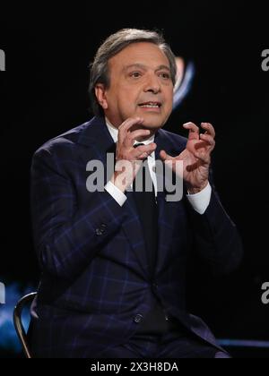 Rom, Italien. April 2024. Rom, Rai Ex liebe Studios, TV-Show "Belve". Auf dem Foto: Piero Chiambretti Credit: Independent Photo Agency/Alamy Live News Stockfoto