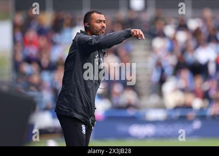 Ashley Cole von Birmingham City während des Sky Bet Championship-Spiels zwischen Huddersfield Town und Birmingham City im John Smith's Stadium, Huddersfield am Samstag, den 27. April 2024. (Foto: Pat Scaasi | MI News) Credit: MI News & Sport /Alamy Live News Stockfoto