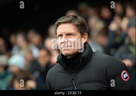 Craven Cottage, Fulham, London, Großbritannien. April 2024. Premier League Football, Fulham gegen Crystal Palace; Oliver Glasner Manager von Crystal Palace Credit: Action Plus Sports/Alamy Live News Stockfoto