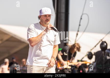 Indio, USA. April 2024. Josh Ross während des Stagecoach Music Festivals im Empire Polo Club am 26. April 2024 in Indio, Kalifornien (Foto: Daniel DeSlover/SIPA USA) Credit: SIPA USA/Alamy Live News Stockfoto