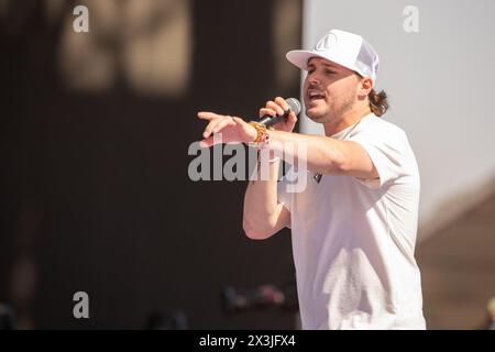 Indio, USA. April 2024. Josh Ross während des Stagecoach Music Festivals im Empire Polo Club am 26. April 2024 in Indio, Kalifornien (Foto: Daniel DeSlover/SIPA USA) Credit: SIPA USA/Alamy Live News Stockfoto