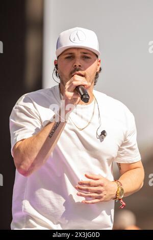 Indio, USA. April 2024. Josh Ross während des Stagecoach Music Festivals im Empire Polo Club am 26. April 2024 in Indio, Kalifornien (Foto: Daniel DeSlover/SIPA USA) Credit: SIPA USA/Alamy Live News Stockfoto